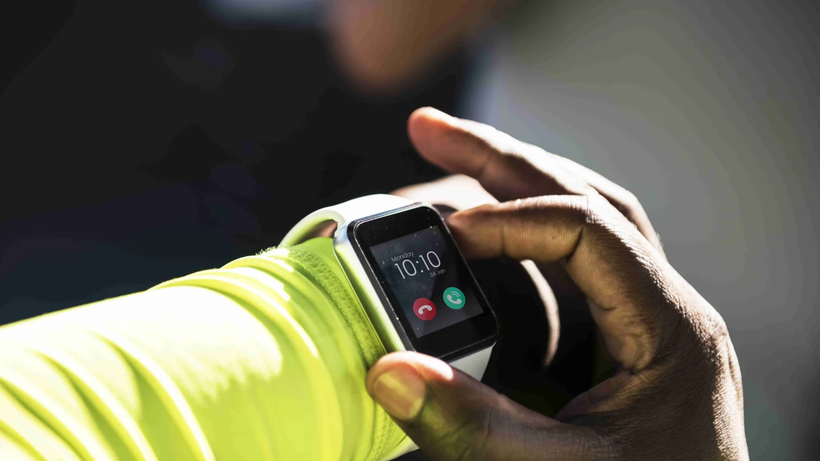 10 Smart Watch Terbaik Malaysia — Dari Bajet RM150 ke Premium RM3,500